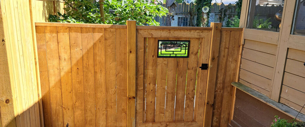 Westerly Shores - fence contractors in Sarnia, Ontario with Westerly Shores